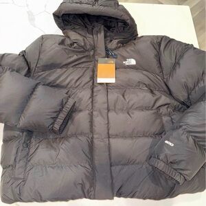 Women’s The North Face Black Puffer Jacket - Hooded 600 Fill
